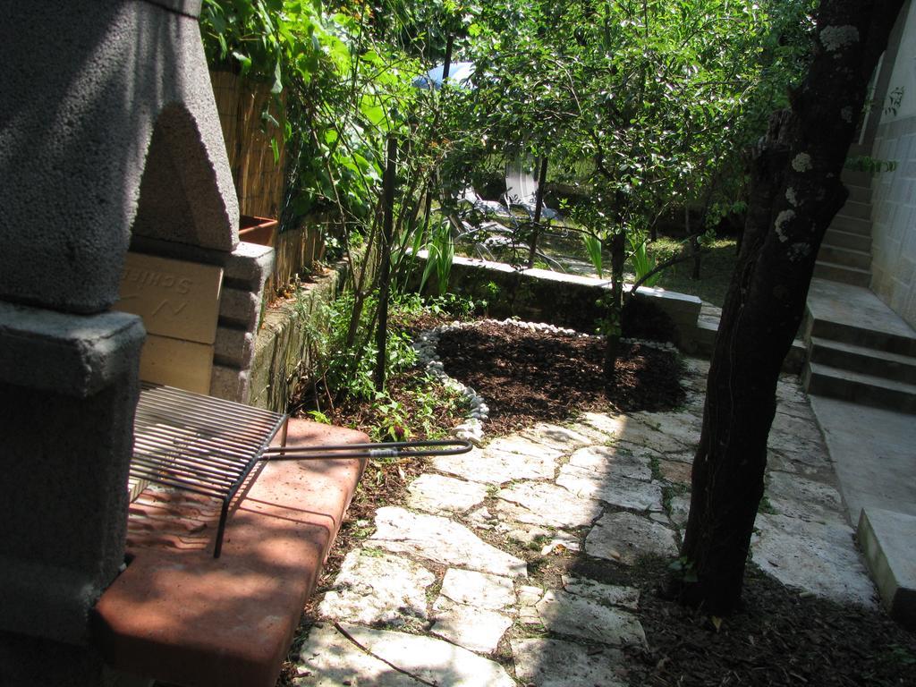 Apartment Sea Garden Ičići Exterior foto