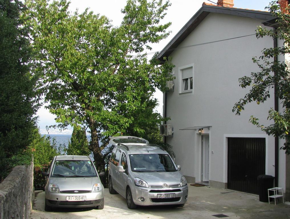 Apartment Sea Garden Ičići Exterior foto